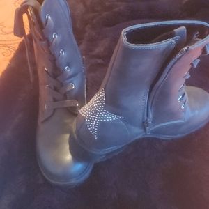 Steven Madden girl boots